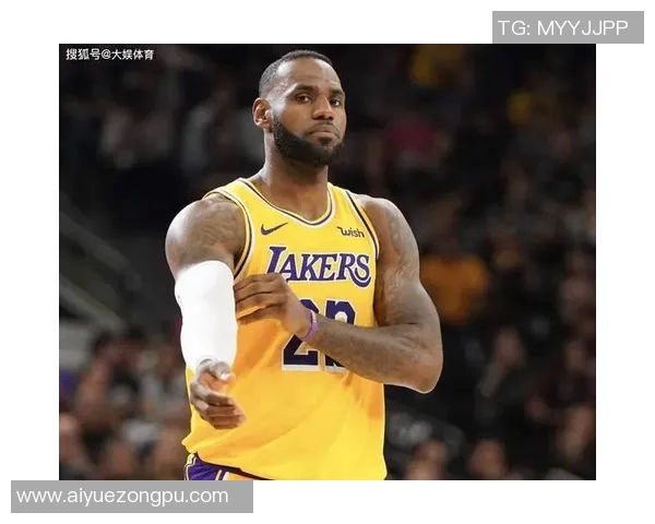 詹姆斯领军湖人队大胜太阳,取得3连胜创季后赛最佳开始 詹姆斯领军湖人队大胜太阳,取得3连胜创季后赛最佳开始